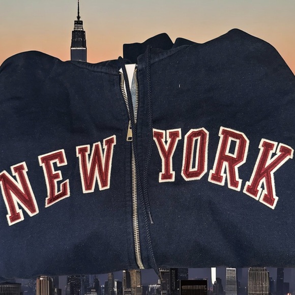 Brandy Melville oversized Navy Blue New York Hoodie. Size L/XL - Picture 6 of 8